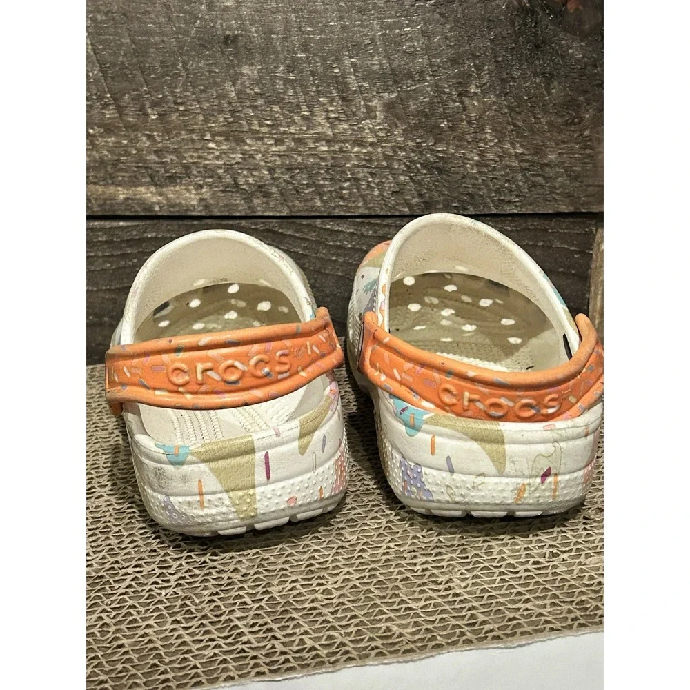 CROCS Ice Cream Print Size J1 Sprinkles‎ with PVC Shoe Charms Gently Worn